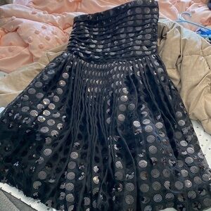 Bea black strapless sequence side zip tooled dress medium